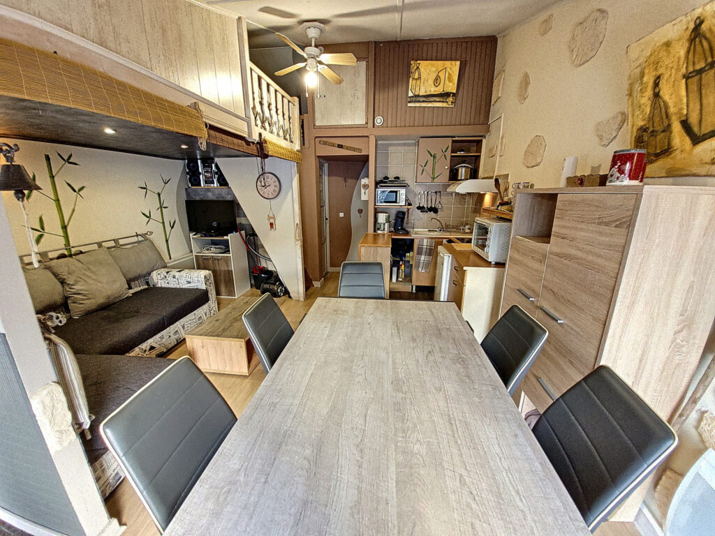 Chalet mitoyen sur Guzet la station – 2 pièces – 1 chambre – 6  – 30.83 m²