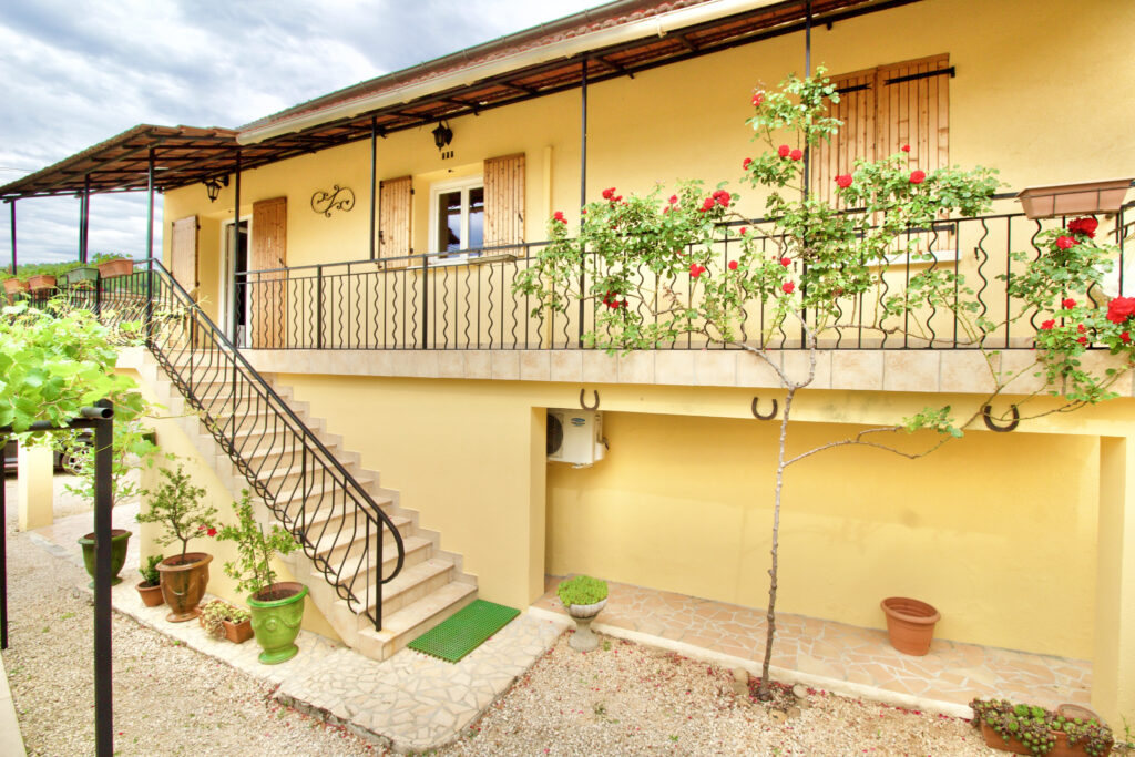 Maison 100m2 ST MARTIN DE VALGAGUES – 4 pièces – 3 chambres – NR  – 100 m²