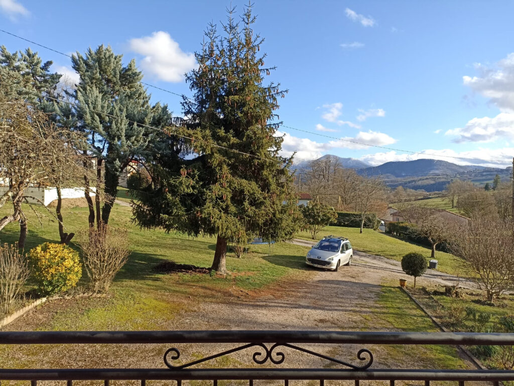 Maison 3 chambres – 5 pièces – 3 chambres – 2  – 140 m²