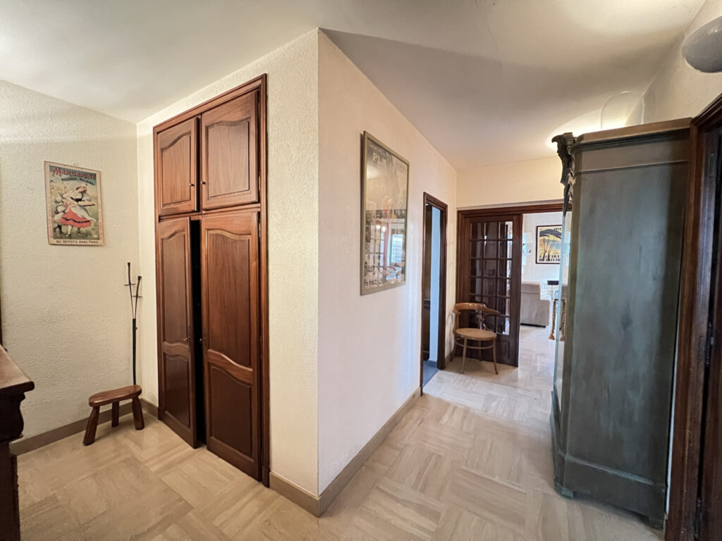 Villa avec piscine – 5 pièces – 3 chambres – 4  – 120 m²