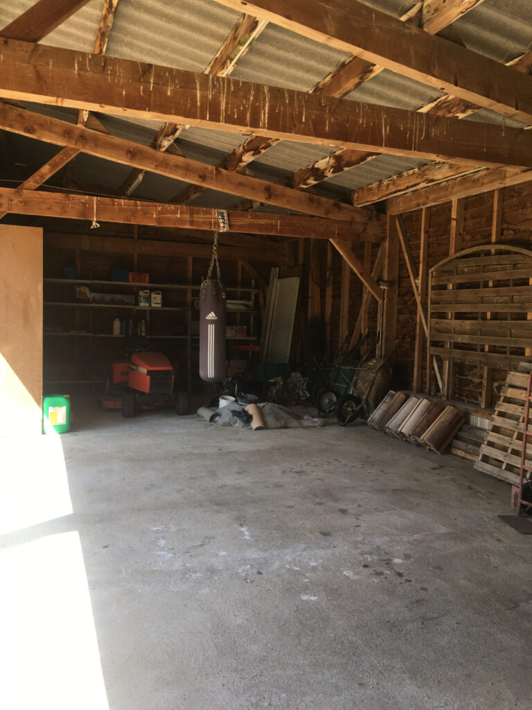 BELLE MAISON SUR LES HAUTEURS DE MAURS  – 6 pièces – 4 chambres – 6  – 252 m²