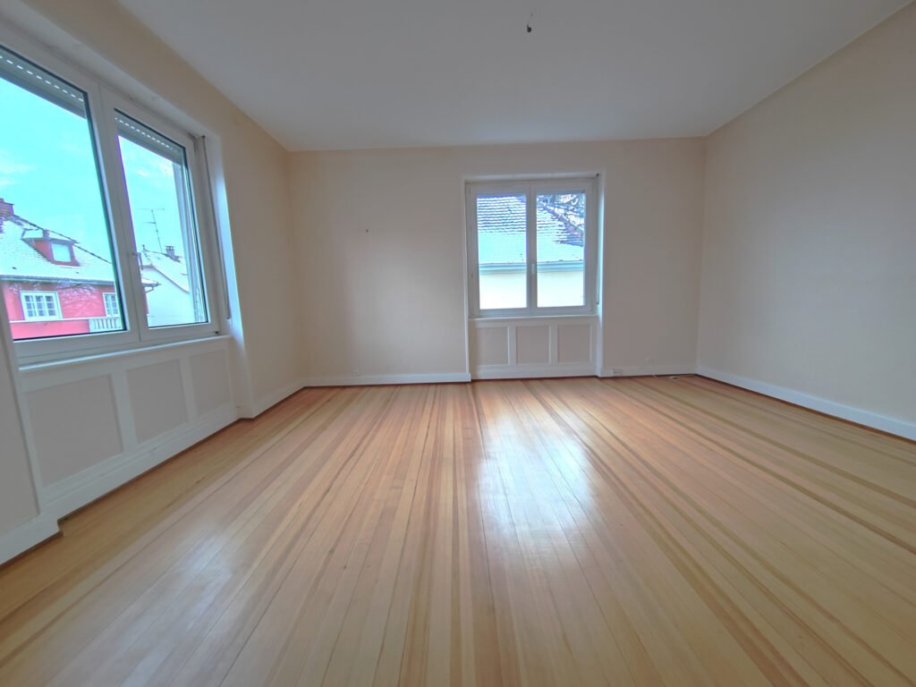 APPARTEMENT SUR RIEDISHEIM  – 4 pièces – 2 chambres – NR  – 106 m²