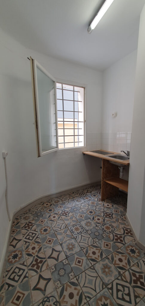 RARE studio La Ciotat vue directe Vieux Port – 1 pièce – NR chambres – 6  – 30.03 m²