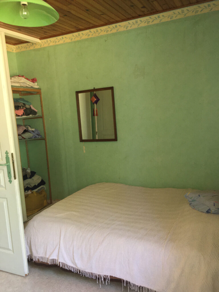 BELLE MAISON SUR LES HAUTEURS DE MAURS  – 6 pièces – 4 chambres – 6  – 252 m²