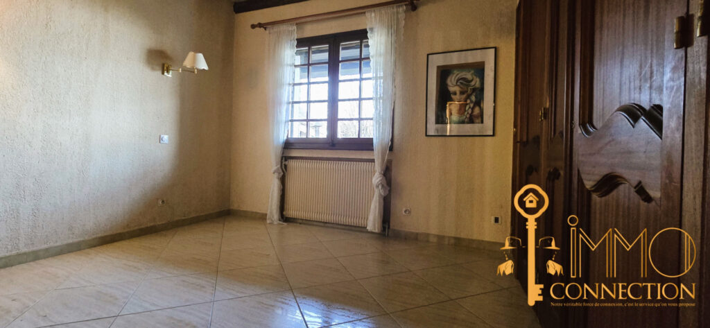 Ensemble immobilier de 200 m2 habitables – 6 pièces – 5 chambres – 6  – 200 m²