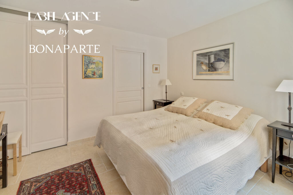 Appartement T3 de charme dans une résidence de standing en c – 3 pièces – 2 chambres – 4  – 68 m²
