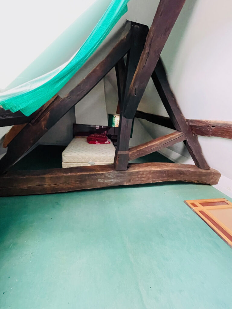 Magnifique Corps de Ferme du 18ème siècle – 5 pièces – 2 chambres – 2  – 77 m²