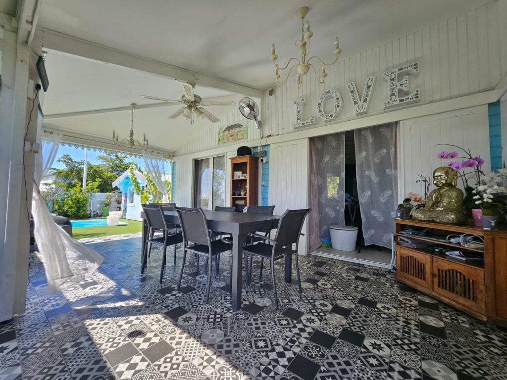 Charmante maison de La Saline Les Bains – 5 pièces – 4 chambres – 6  – 122 m²