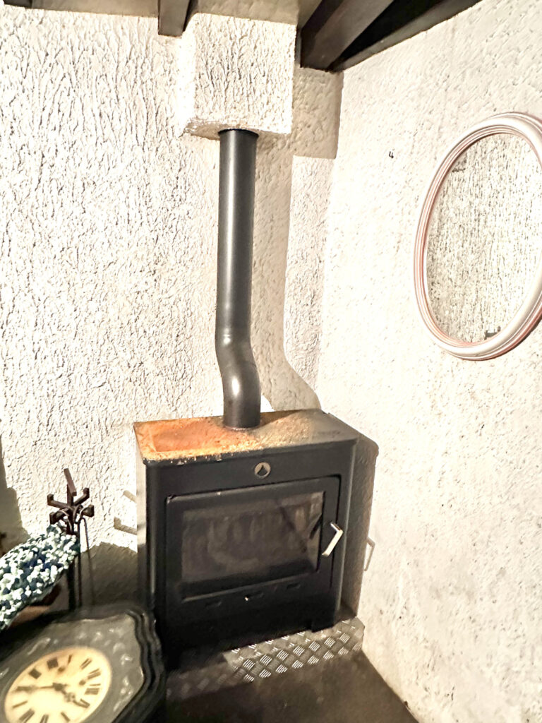 Maison de village 3 pièces 35m2 – 3 pièces – 2 chambres – NR  – 35 m²