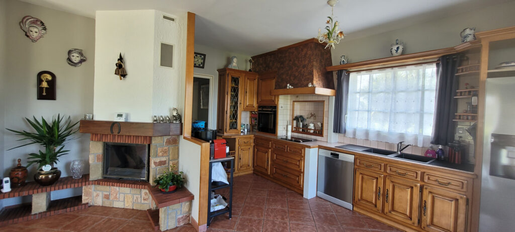 PAIMPOL, maison d’architecte à vendre, 200 m2, 1169 m2 de ja – 8 pièces – 5 chambres – 6  – 210 m²