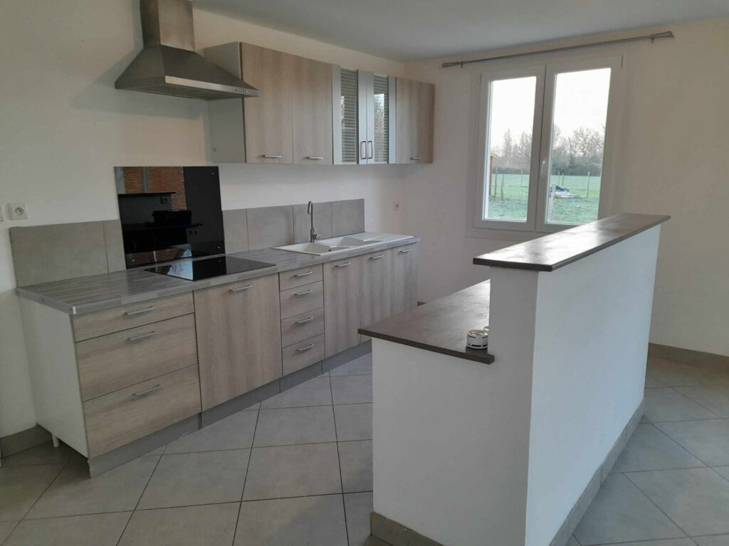 Semi-plain-pied – 4 pièces – 3 chambres – 6  – 130 m²