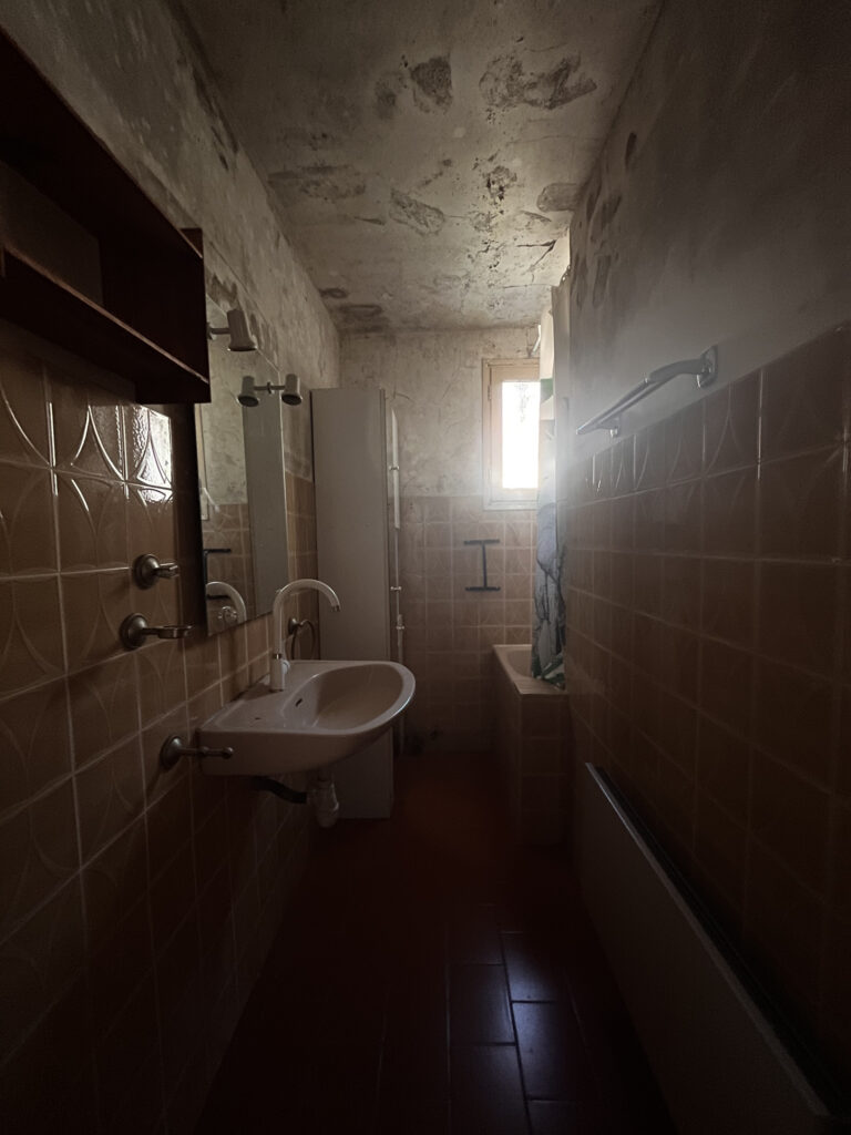 MONTBOLO  – 7 pièces – 5 chambres – 6  – 110.19 m²