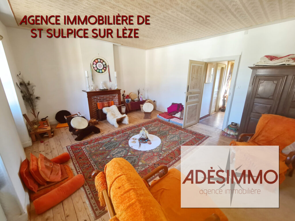Maison de village de 165m2 à finir de rénover sur 3 niveaux  – 7 pièces – 4 chambres – 6  – 160 m²
