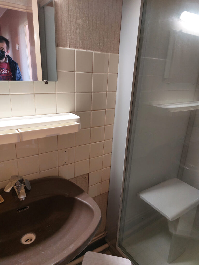 Maison sur les hauteurs de Saint-Yorre avec vue remarquable  – 5 pièces – 2 chambres – 6  – 100 m²