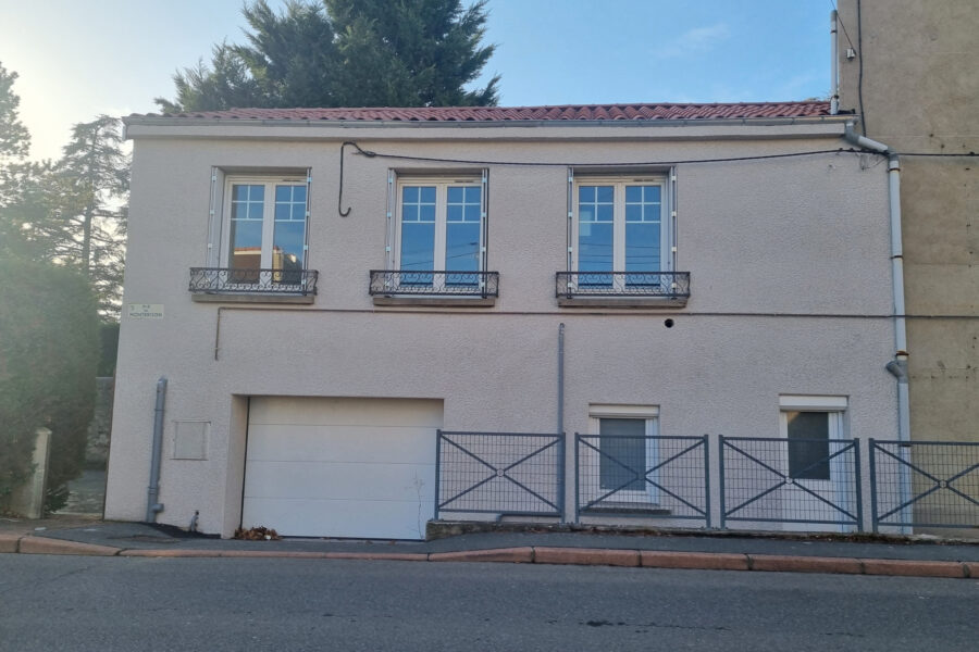 Maison à vendre à Saint-genest-lerpt