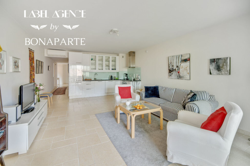 Appartement T3 de charme dans une résidence de standing en c – 3 pièces – 2 chambres – 4  – 68 m²