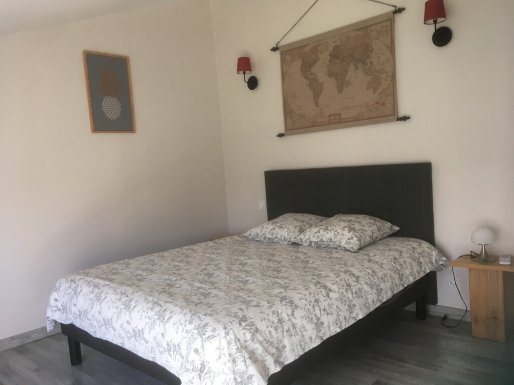 AU COEUR DU MARAIS POITEVIN LONGERE AVEC CHAMBRES D’HÖTES EN – 8 pièces – 5 chambres – 6  – 249 m²