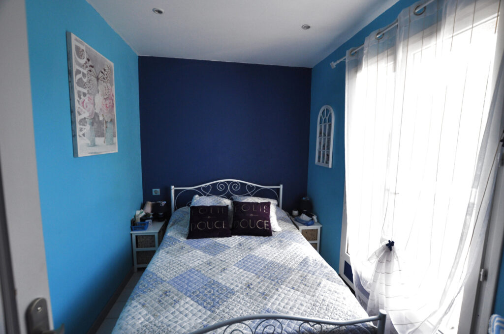 Maison 105 m2 – 3 chambres – Garage – Terrain 1007 m2 avec v – 5 pièces – 3 chambres – 2  – 102.69 m²