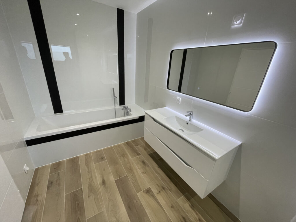 Maison 5 pièces 142m2 – 5 pièces – 4 chambres – 6  – 142 m²