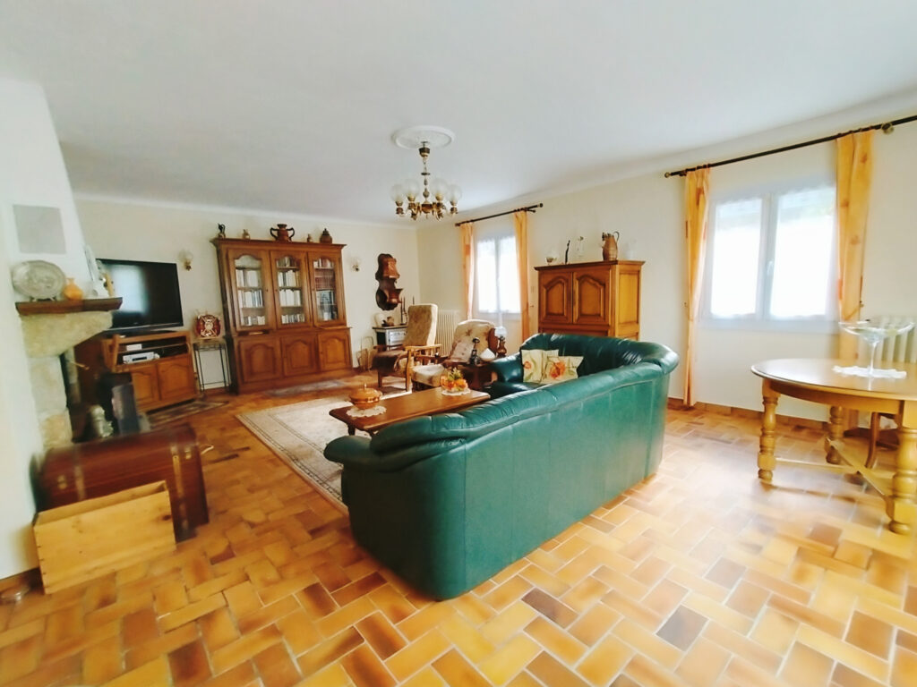 PLOUBAZLANEC, secteur recherché, vue sur mer imprenable.  – 8 pièces – 4 chambres – 6  – 179.1 m²