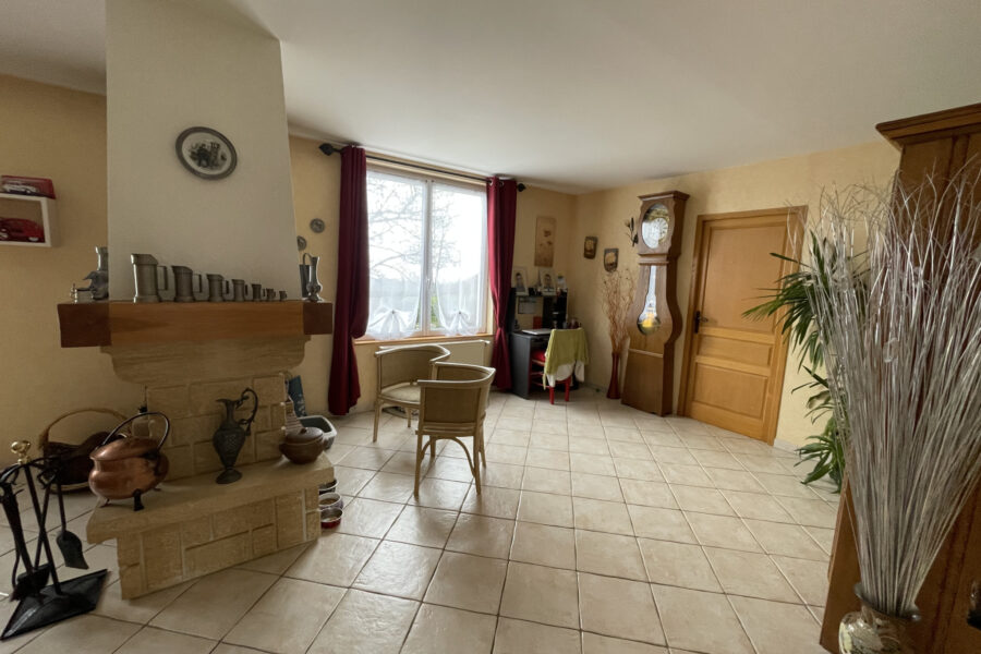 Maison à vendre à Bourg-de-thizy