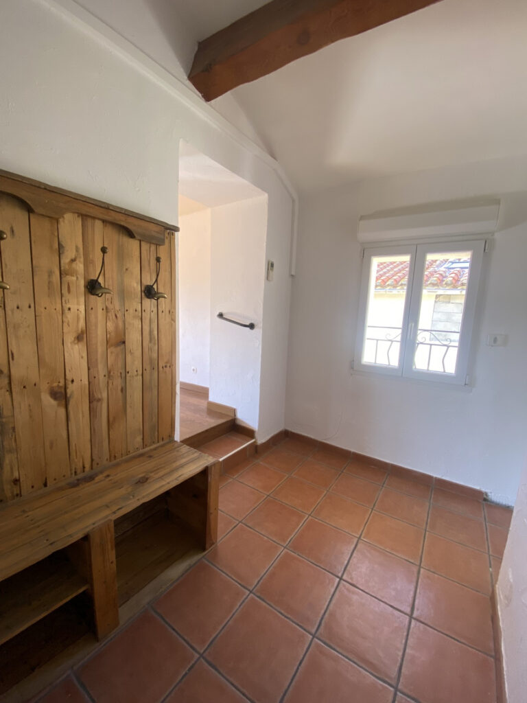 APPARTEMENT T3 – 68,65m2 – 3 pièces – 2 chambres – 6  – 68.65 m²