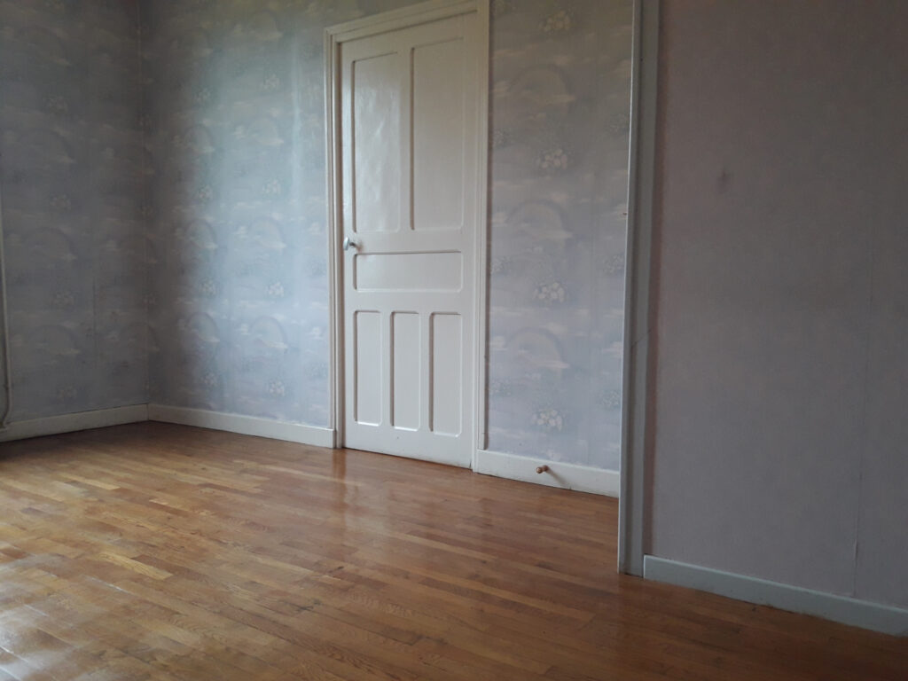 MAISON – 5 PIÈCES – 93 m2 – 5 pièces – 3 chambres – 2  – 93 m²