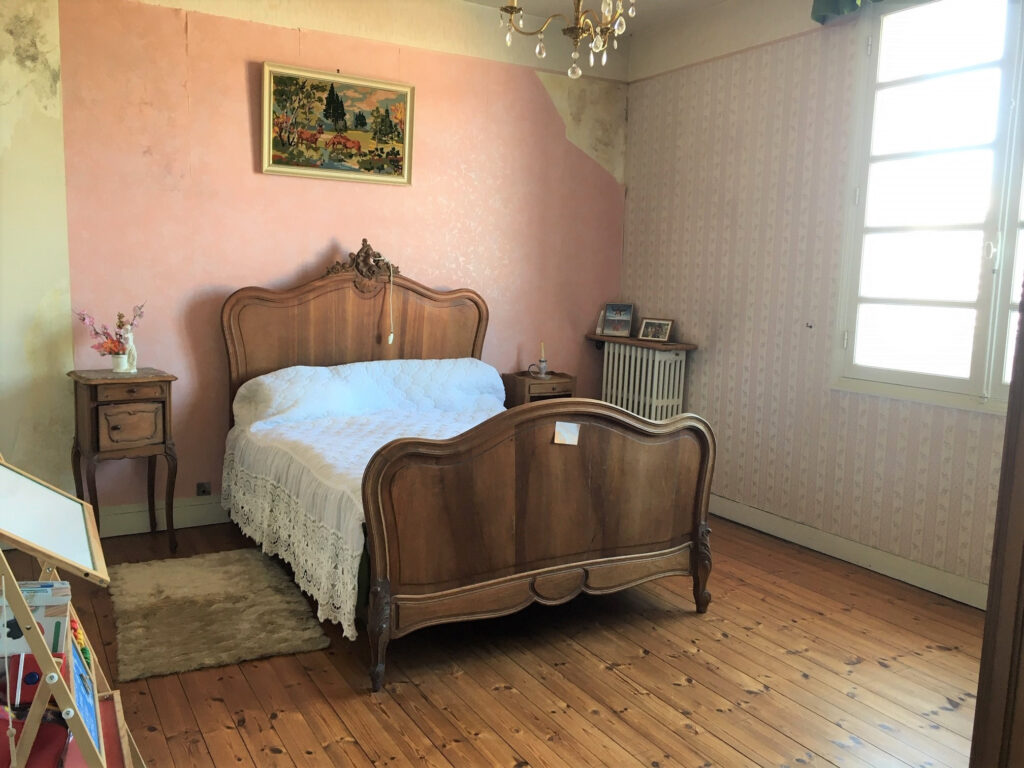 Maison 5 pièces de 135 m2 proche port et commerces – 5 pièces – 4 chambres – 6  – 135 m²