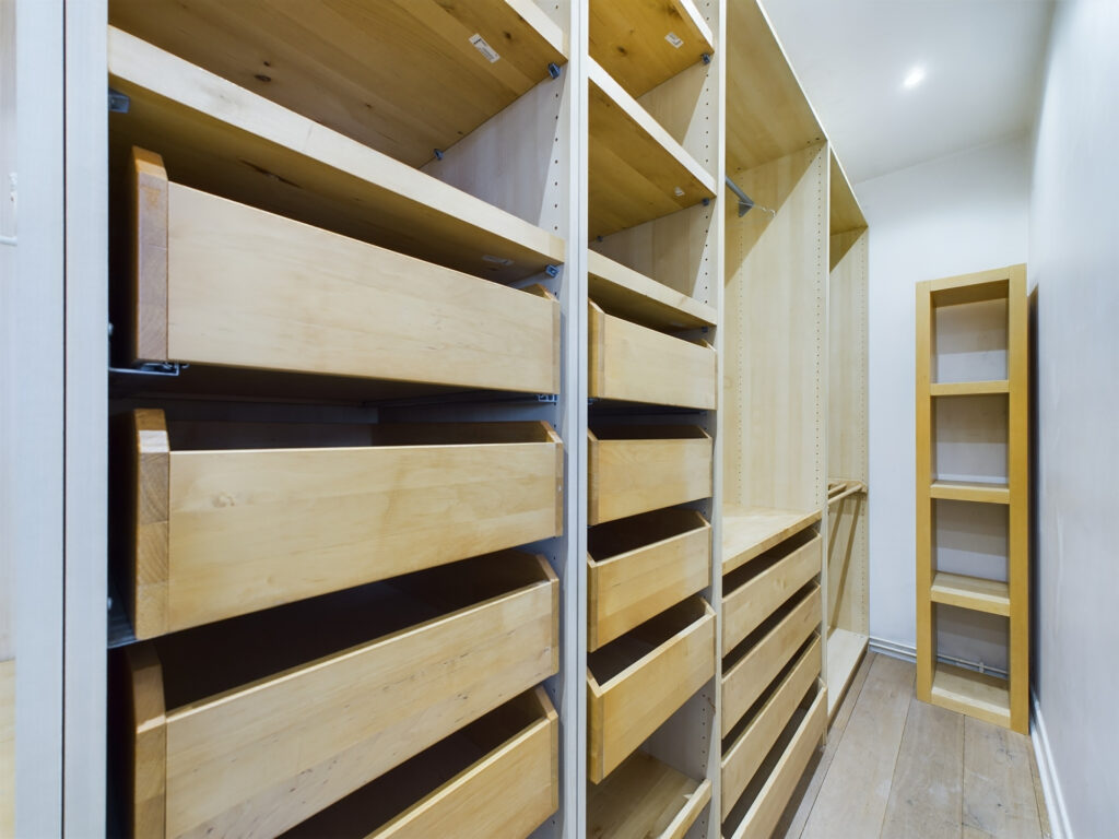 Appartement 5 pièces avec terrasse  – 5 pièces – 3 chambres – 6  – 135 m²