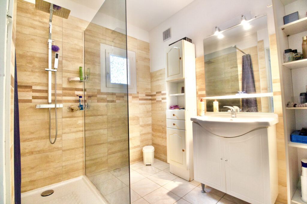 Maison 100m2 ST MARTIN DE VALGAGUES – 4 pièces – 3 chambres – NR  – 100 m²