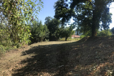 Terrain à bâtir de 1080 m2, à GANAC, viabilisation en bordur – NR pièces – NR chambres – 1080 m²