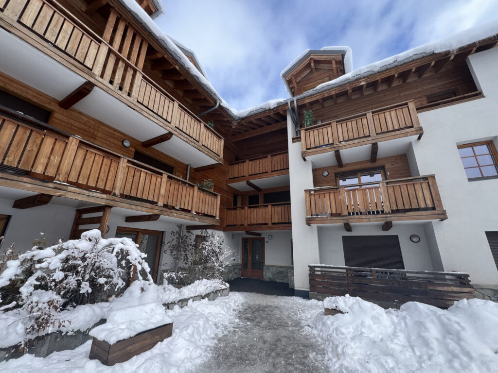 UN BIJOU ALPIN A NE PAS MANQUER ! – 2 pièces – 1 chambre – NR  – 41 m²