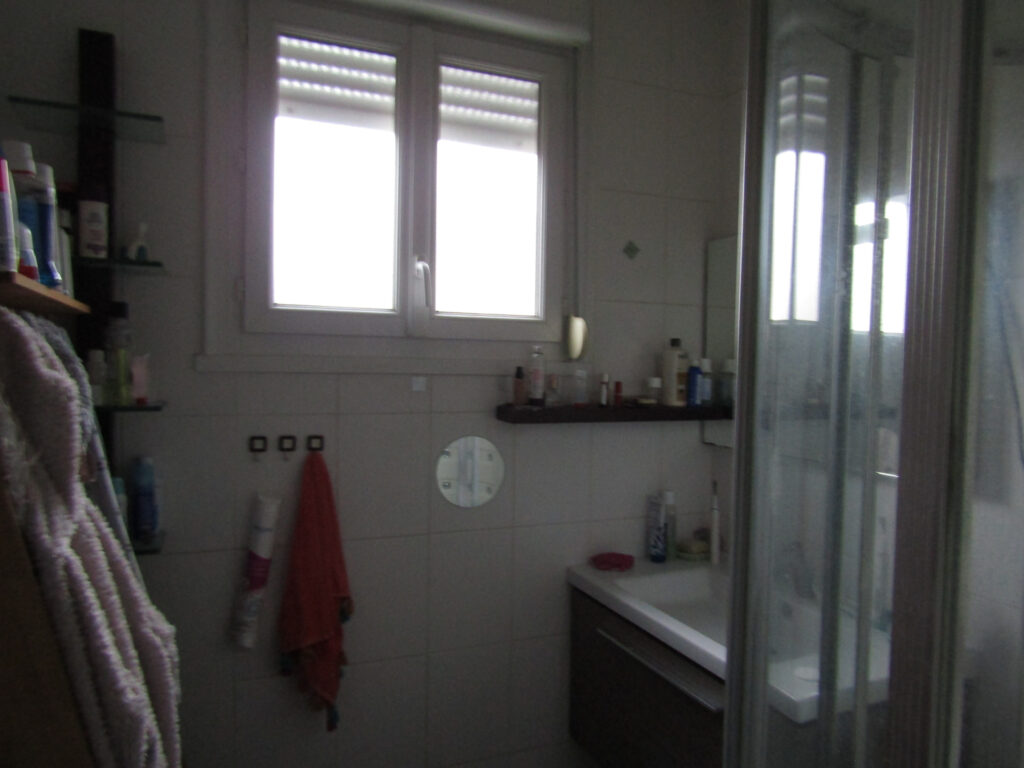 MAISON PRINCIPALE avec STUDIO INDÉPENDANT – 6 pièces – 4 chambres – 2  – 130 m²