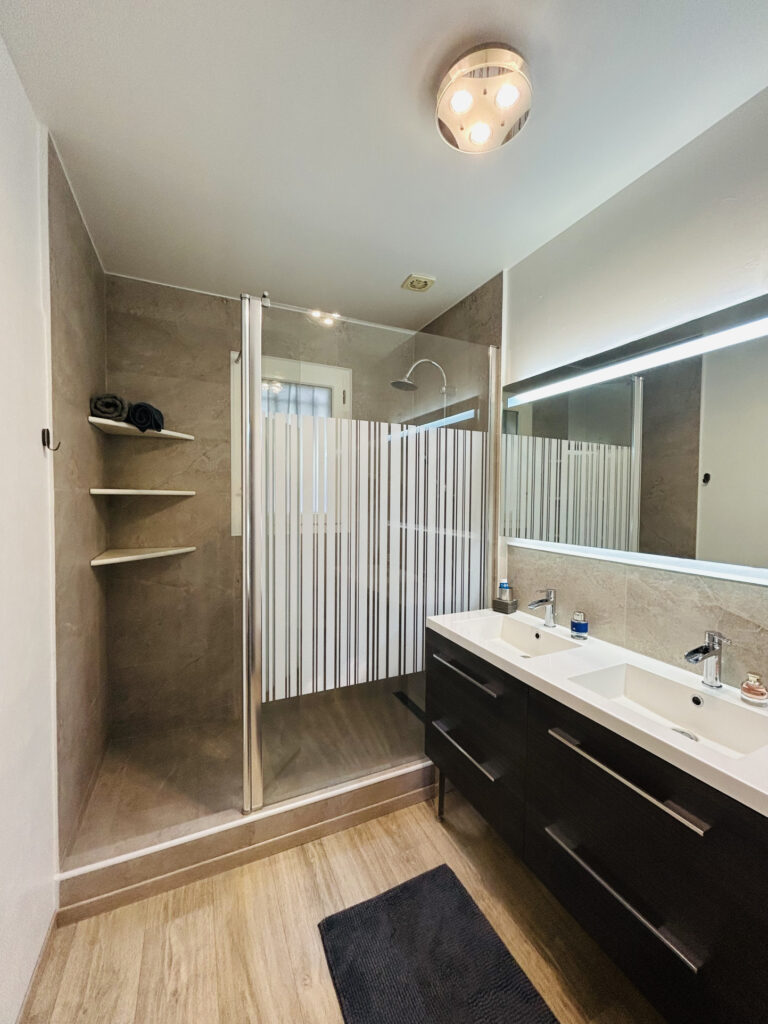 MAISON F4 DE PLAIN PIED AVEC TERRASSES, GARAGE ET JARDIN – 4 pièces – 3 chambres – 6  – 80.35 m²