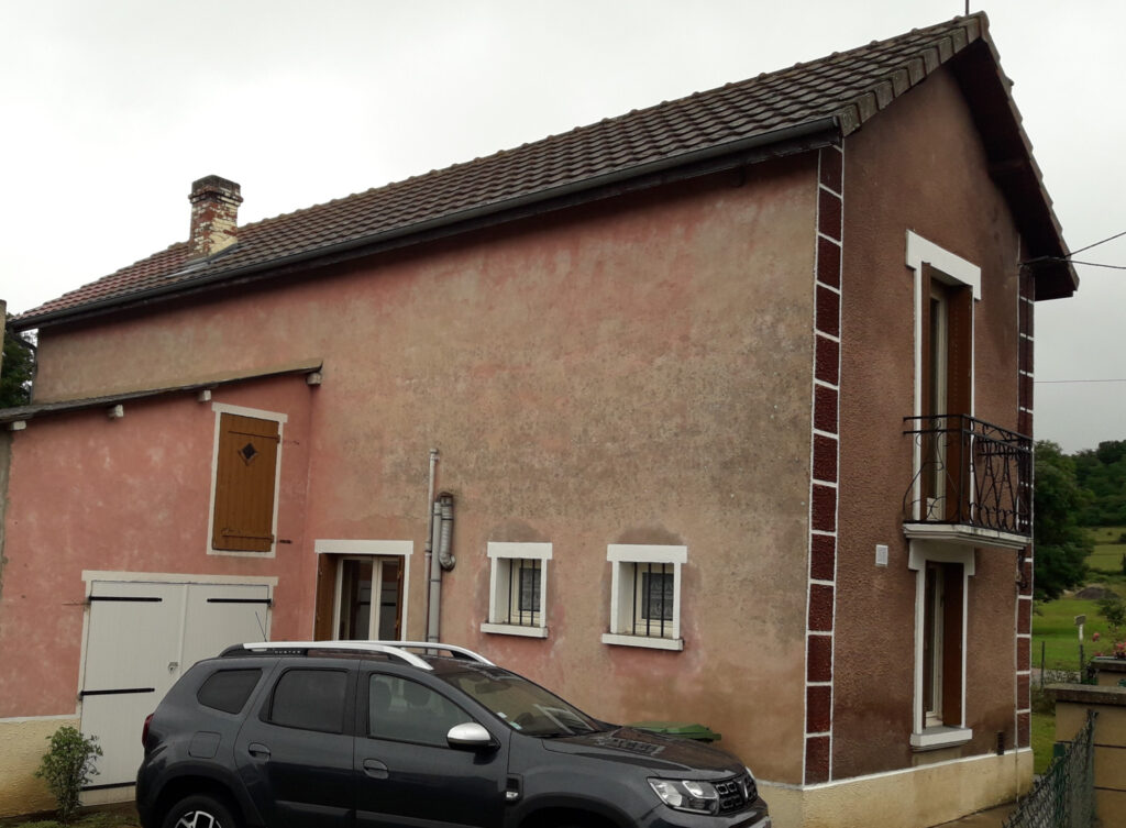 MAISON – 5 PIÈCES – 93 m2 – 5 pièces – 3 chambres – 2  – 93 m²