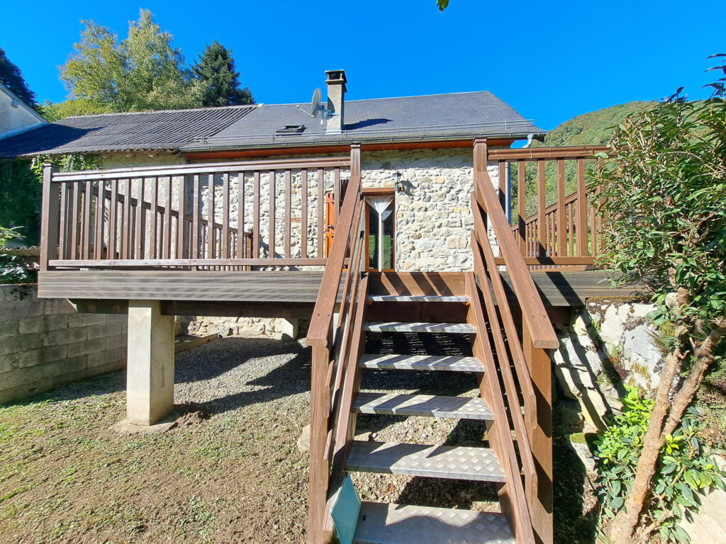 Maison typique de la vallée avec jardin  – 3 pièces – 2 chambres – 6  – 80 m²