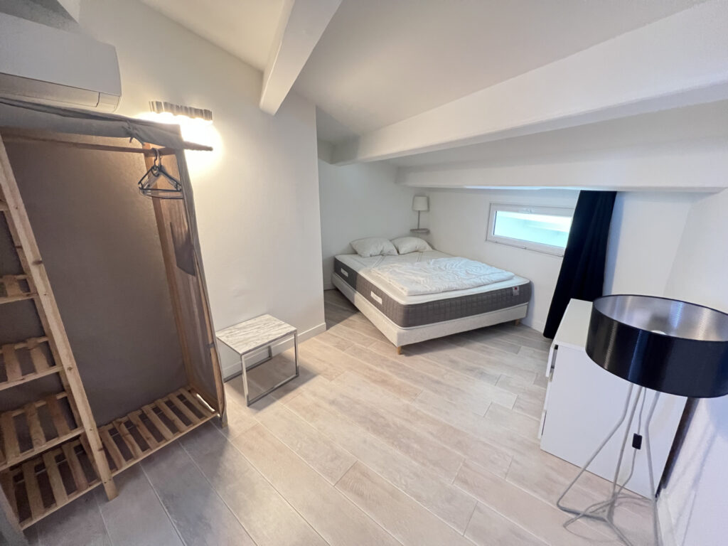 ACHAT CAP D’AGDE SECTEUR RICHELIEU/ROCHELONGUE T5 PENTHOUSE  – 5 pièces – 4 chambres – 6  – 183.6 m²