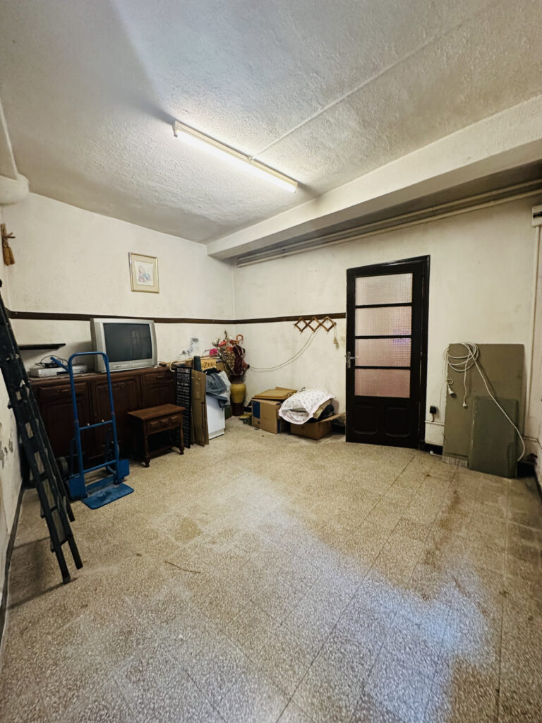 Maison de village 2 faces – ARLES-SUR-TECH – 5 pièces – 3 chambres – 6  – 93.41 m²