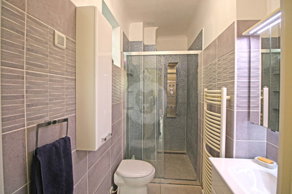 Maison 230m2 à proximité du RER A, écoles et parcs – 7 pièces – 4 chambres – 6  – 230 m²