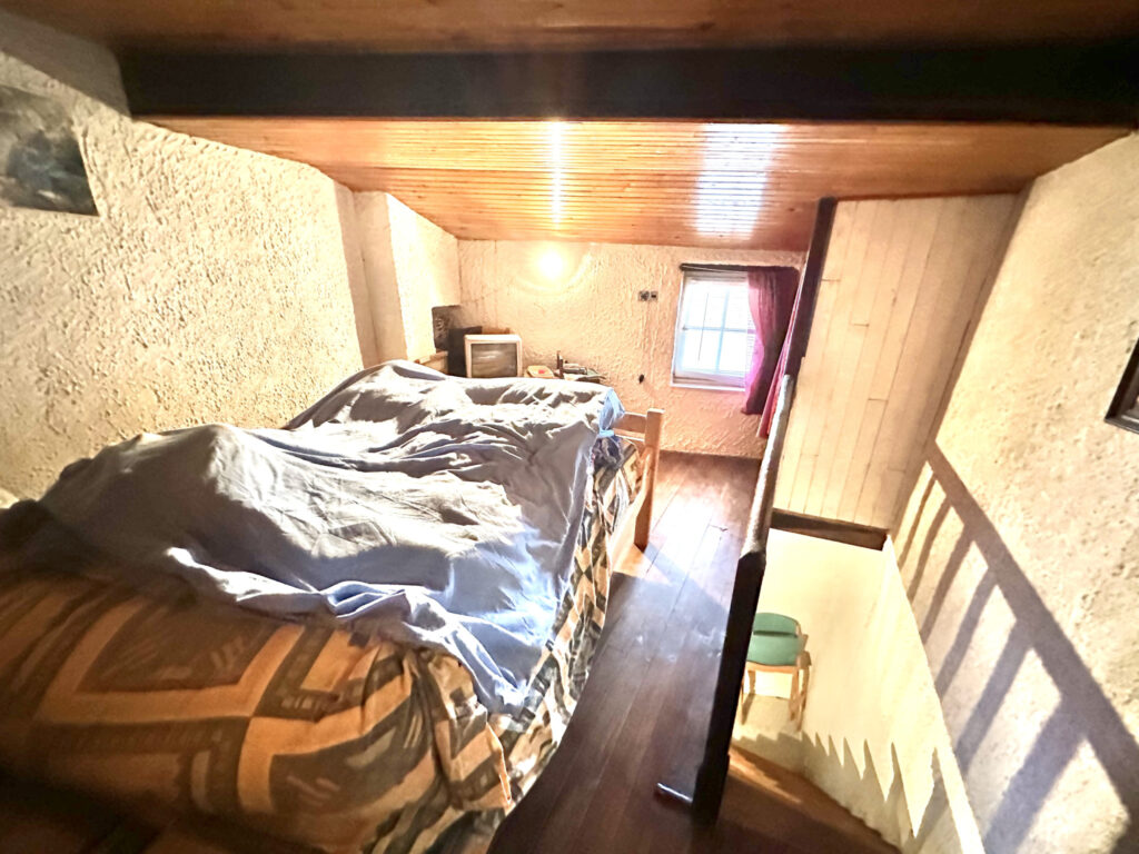 Maison de village 3 pièces 35m2 – 3 pièces – 2 chambres – NR  – 35 m²