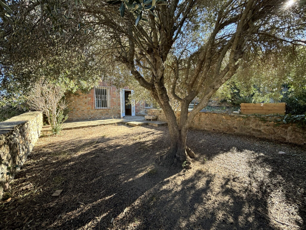 MAISON FAMILIALE 6 PIECES AVEC JARDIN – 6 pièces – 4 chambres – 6  – 170 m²