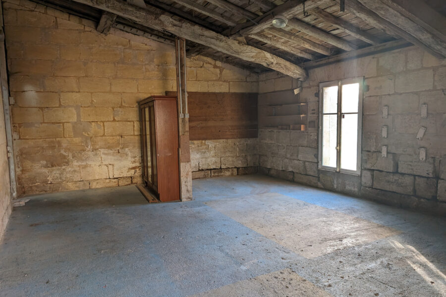 Maison à vendre à Izon