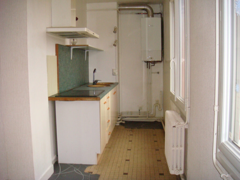 DEUX APPARTEMENTS  – 6 pièces – 4 chambres – 2  – 96 m²