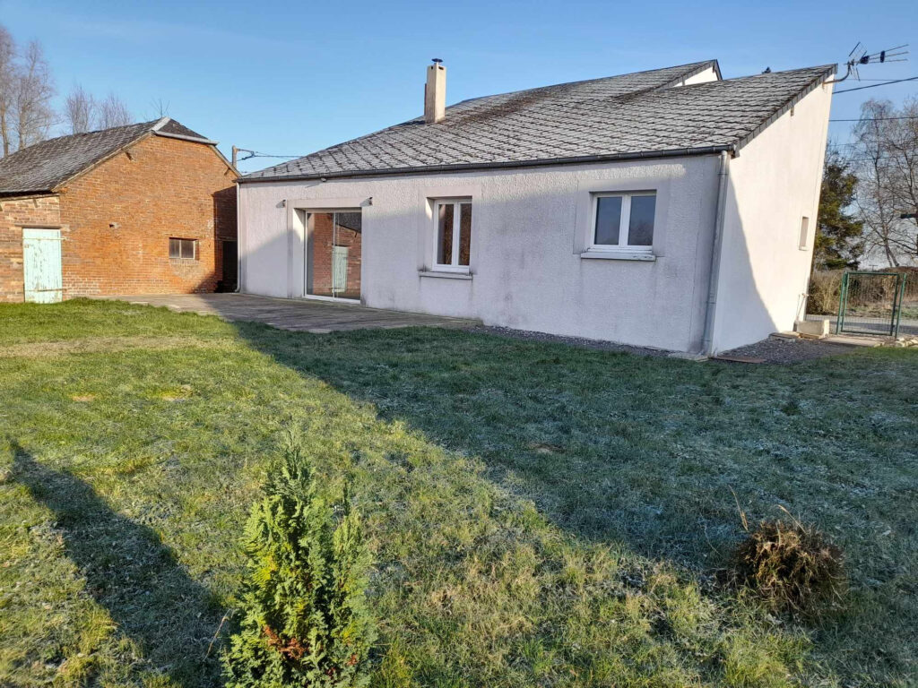 Semi-plain-pied – 4 pièces – 3 chambres – 6  – 130 m²