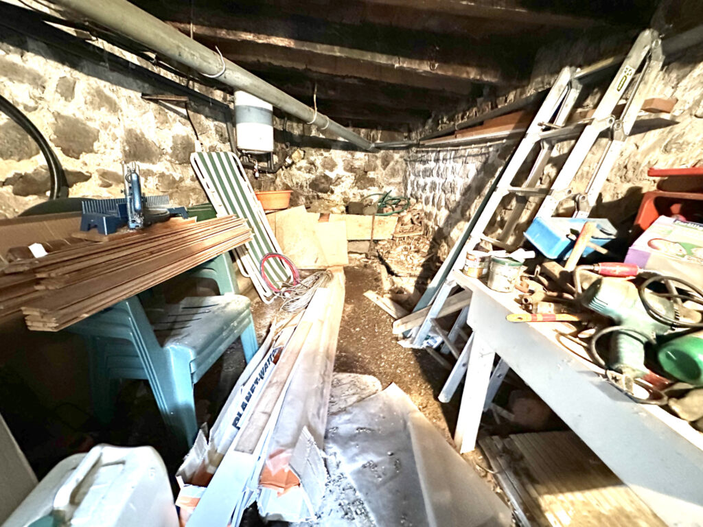 Maison de village 3 pièces 35m2 – 3 pièces – 2 chambres – NR  – 35 m²