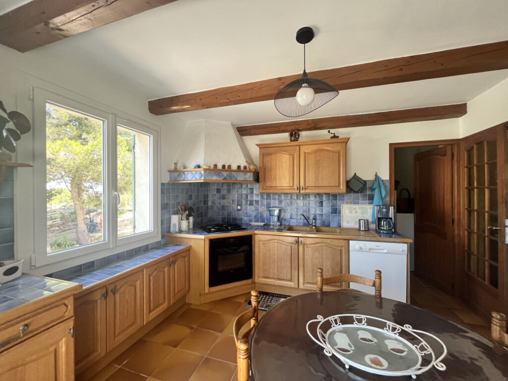 MAISON DE TYPE 4 119M2 MARTIGUES JONQUIÈRES – 4 pièces – 3 chambres – NR  – 119 m²