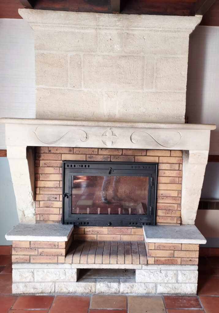  Deux maisons au calme avec grand terrain – 8 pièces – 4 chambres – 6  – 200 m²