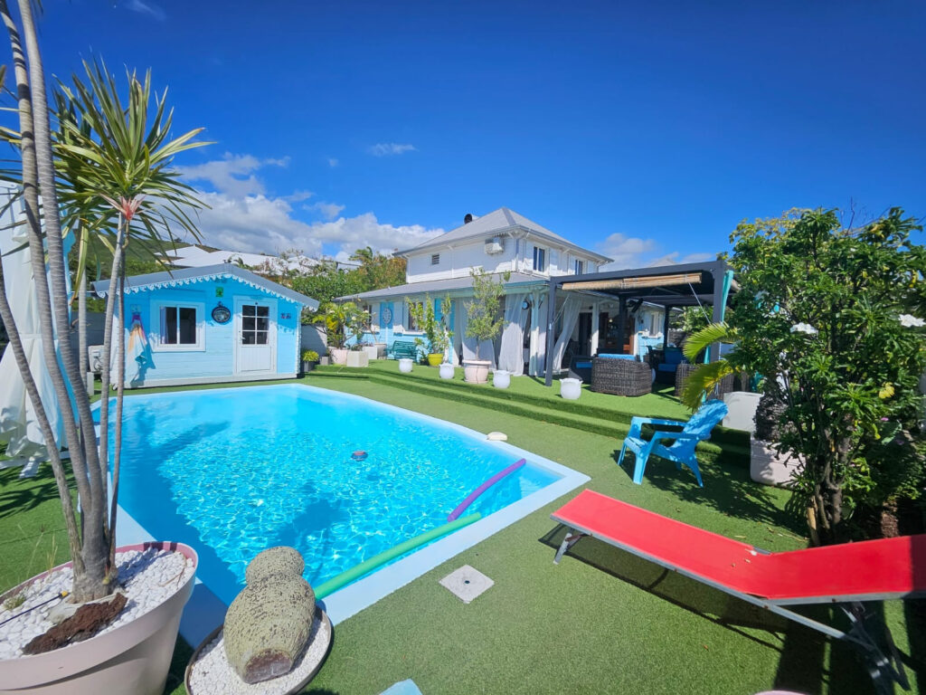 Charmante maison de La Saline Les Bains – 5 pièces – 4 chambres – 6  – 122 m²