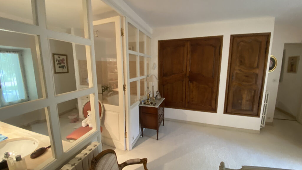 MAISON DE CARACTÈRE DE 160M2 AVEC GARAGE – 4 pièces – 3 chambres – NR  – 150 m²