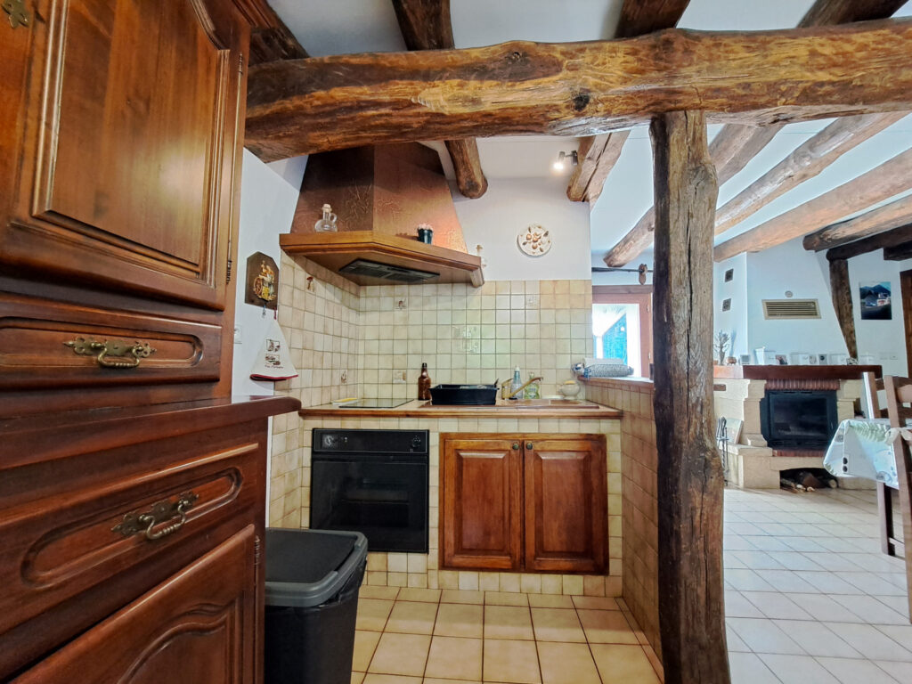 Maison typique de la vallée avec jardin  – 3 pièces – 2 chambres – 6  – 80 m²